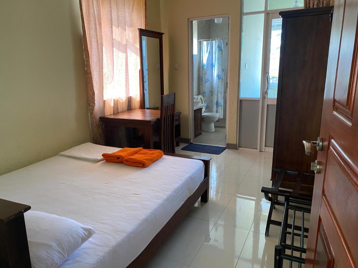 Diwan restaurant&Apartments Kolombo Bagian luar foto