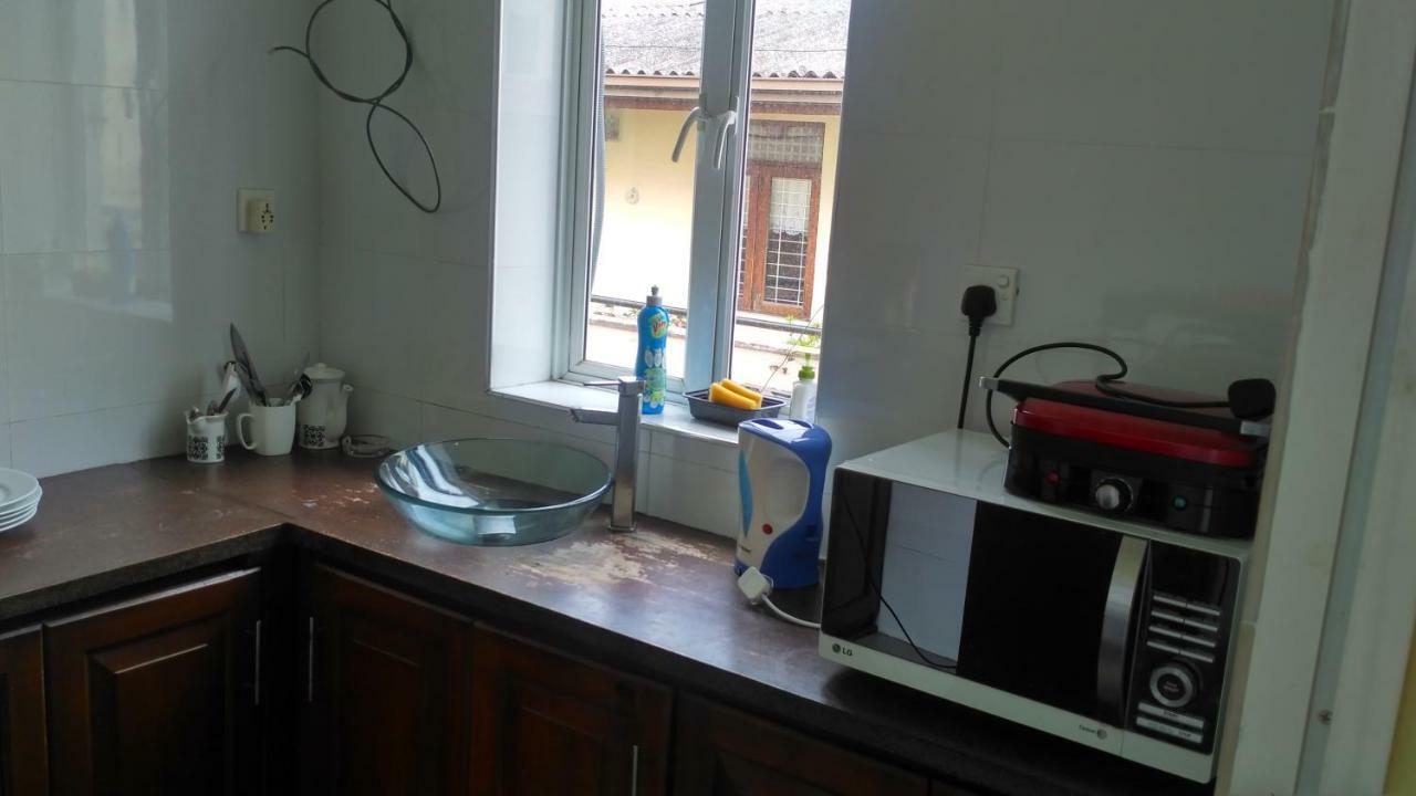 Diwan restaurant&Apartments Kolombo Bagian luar foto